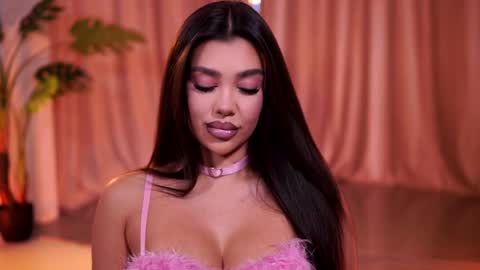 Naty online show from March 2026 08:30:01 PM