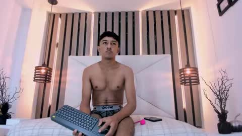 natzuki_ online show from February 2026 11:32:02 AM