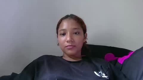 Snapshot of natzurit chatting on November 2025 04:21:02 PM Natzu online show from November 2025 04:21:02 PM