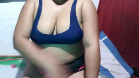 Hannah online show from February 2025 10:44:02 AM