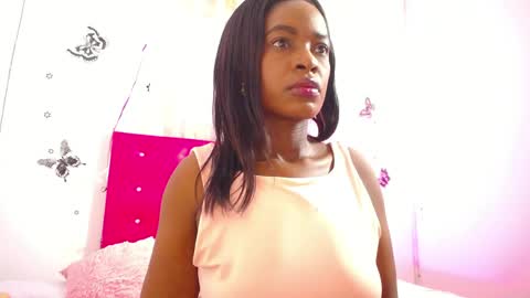 Snapshot of naughty_choko chatting on April 2026 11:30:02 PM L I S S online show from April 2026 11:30:02 PM