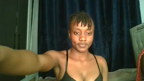 naughty_ellaa online show from October 2025 06:52:01 PM