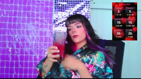 Snapshot of naughty_em_17 chatting on March 2025 04:32:02 PM Em please help me reach 100 thumbs up 3 online show from March 2025 04:32:02 PM