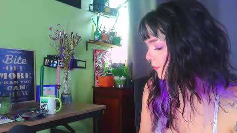 Snapshot of naughty_em_17 chatting on September 2025 04:34:02 PM Em please help me reach 100 thumbs up 3 online show from September 2025 04:34:02 PM