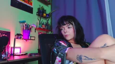 Snapshot of naughty_em_17 chatting on October 2025 08:12:01 AM Em please help me reach 100 thumbs up 3 online show from October 2025 08:12:01 AM