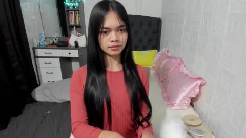 emma online show from December 2024 04:02:02 PM