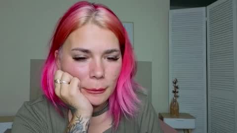 Snapshot of naughty_kittyy1 chatting on September 2025 02:22:02 PM Maria online show from September 2025 02:22:02 PM