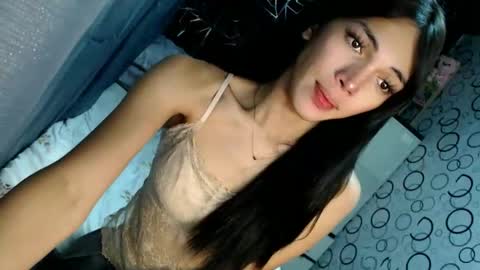 Snapshot of naughty_princess24 chatting on October 2025 12:42:02 AM Ariela online show from October 2025 12:42:02 AM