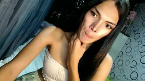 Snapshot of naughty_princess24 chatting on October 2025 08:57:02 AM Ariela online show from October 2025 08:57:02 AM