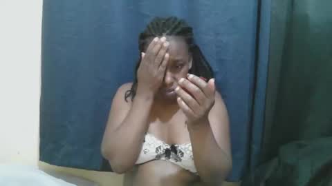 Snapshot of naughty_slender2 chatting on November 2025 02:58:01 AM jn online show from November 2025 02:58:01 AM