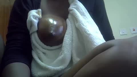 Snapshot of naughty_tash21 chatting on February 2025 06:02:02 AM Naughty online show from February 2025 06:02:02 AM