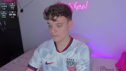 Snapshot of naughty_twink_ chatting on June 2026 02:05:02 AM Noah online show from June 2026 02:05:02 AM
