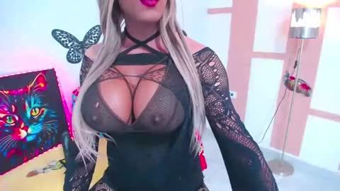 Miabarbarita online show from May 2026 12:19:02 AM
