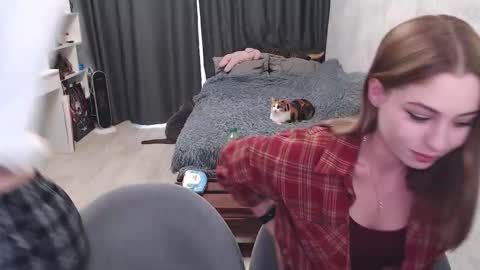 Dakota online show from September 2025 09:54:02 AM