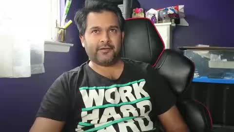 sakhtlaundaz online show from December 2024 08:47:01 PM