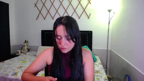 Valeria  online show from October 2025 08:31:02 PM
