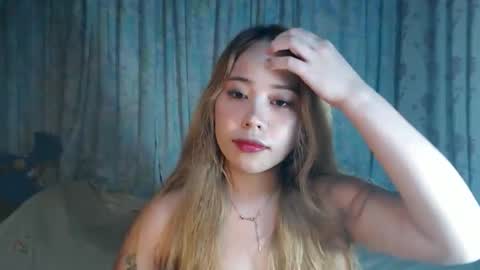Snapshot of naughtyhotsexyjean chatting on May 2026 09:37:02 AM miss jean online show from May 2026 09:37:02 AM