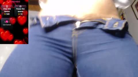 Kimberly online show from October 2025 03:35:02 PM