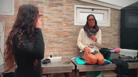 ANDREA STEPH  MIKE online show from February 2026 10:19:01 AM