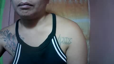 naughtymom_33 online show from November 2025 09:36:02 PM