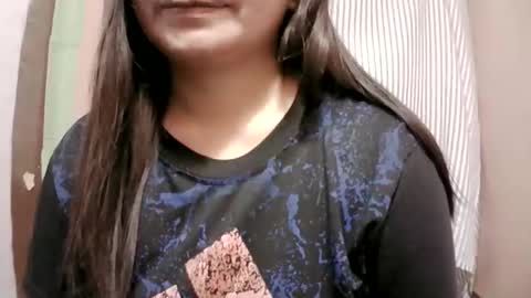 naughtymom_33 online show from March 2026 09:40:02 PM