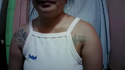 naughtymom_33 online show from March 2026 11:04:01 PM