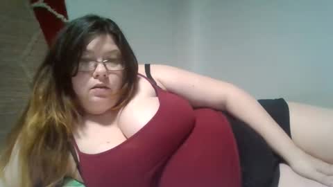 Natalie online show from May 2026 10:40:02 PM