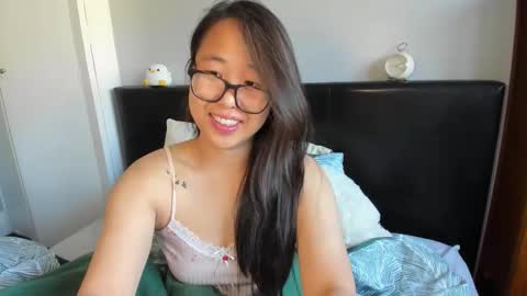 Gigi Chu  online show from October 2025 01:20:02 PM