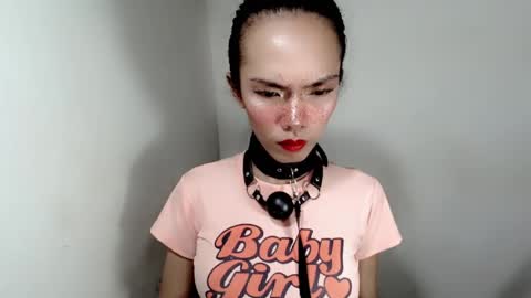 Snapshot of naughtypetiteangel chatting on November 2025 11:48:02 PM naughtypetiteangel online show from November 2025 11:48:02 PM