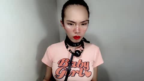 Snapshot of naughtypetiteangel chatting on November 2025 09:48:02 PM naughtypetiteangel online show from November 2025 09:48:02 PM