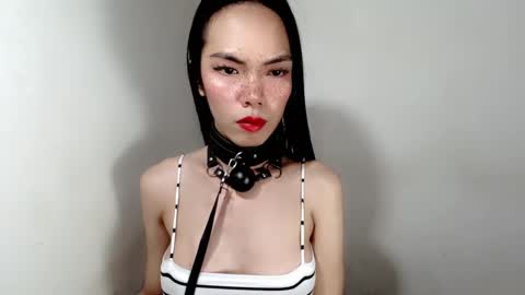 Snapshot of naughtypetiteangel chatting on January 2026 07:23:02 AM naughtypetiteangel online show from January 2026 07:23:02 AM