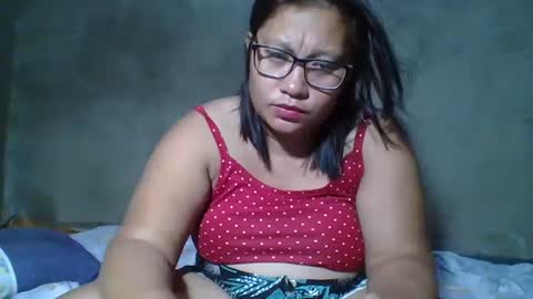 Snapshot of naughtypinay08 chatting on April 2026 02:08:01 PM juls online show from April 2026 02:08:01 PM