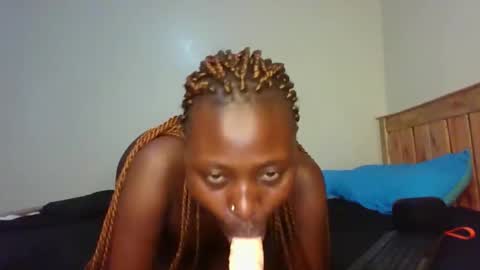 naughtyqueen12 online show from January 2026 11:09:01 PM