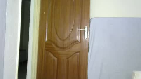 shyreen online show from October 2025 10:32:02 PM