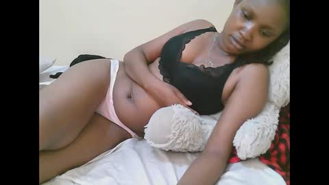 naughtyqueen online show from November 2025 04:16:01 AM