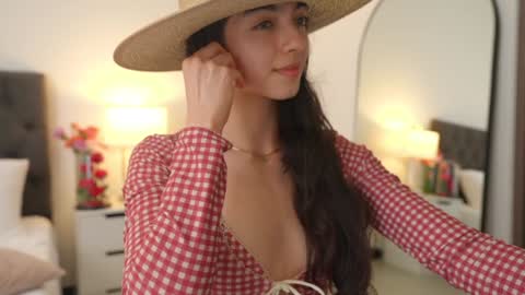 Snapshot of naughtysammx chatting on January 2025 05:09:01 PM Naughty Samm online show from January 2025 05:09:01 PM