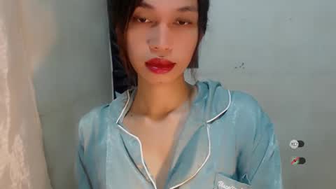 Celine online show from November 2025 05:03:01 PM