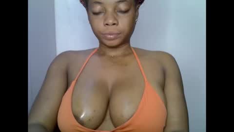 Snapshot of naughtyxcuntx chatting on October 2025 06:06:02 AM naughtyxcuntx online show from October 2025 06:06:02 AM