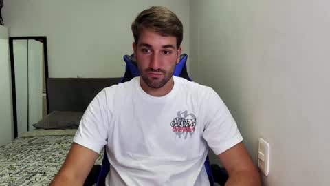 Nico online show from March 2026 07:39:01 PM