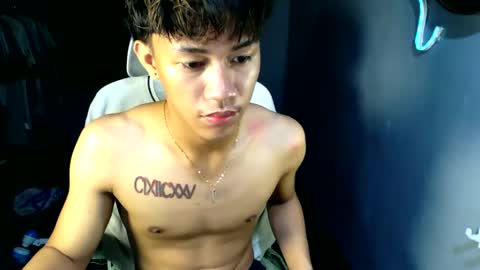 Snapshot of naugthyboyloy chatting on May 2026 06:38:02 PM Loy online show from May 2026 06:38:02 PM