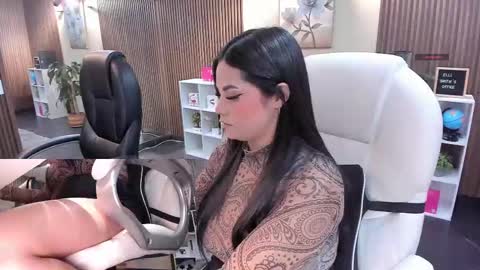 Snapshot of naugthyelli chatting on October 2025 07:27:02 PM online show from October 2025 07:27:02 PM