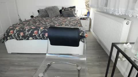 Snapshot of nauty_leila chatting on February 2025 10:07:02 AM KimBeee online show from February 2025 10:07:02 AM