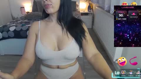 Snapshot of nauty_leila chatting on February 2025 06:56:01 AM KimBeee online show from February 2025 06:56:01 AM