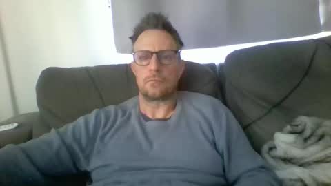 nawtydom1977 online show from December 2025 07:52:02 PM