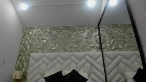 nayara_macherano online show from October 2025 11:22:01 AM