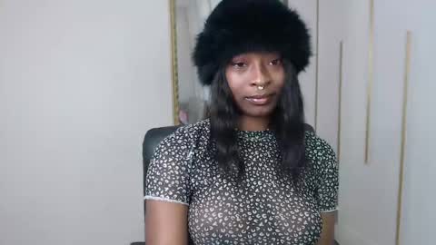 Snapshot of nayariskaya chatting on May 2026 03:53:02 PM Nayaris 3 online show from May 2026 03:53:02 PM