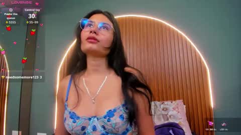 Naye  online show from November 2025 03:52:02 AM