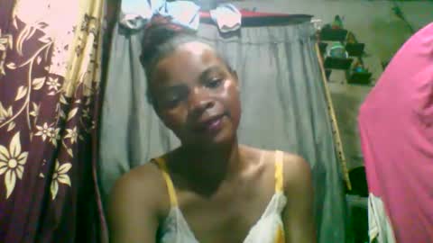 Nayla online show from February 2026 07:07:01 PM