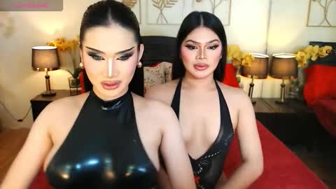 Snapshot of nayumi_edwards chatting on December 2025 02:05:01 AM F R A N Z I A online show from December 2025 02:05:01 AM