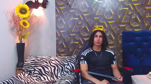 NAZPER online show from November 2025 05:01:02 PM